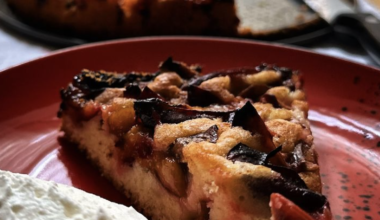 Plum cake with Fresh Cream Recipe